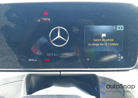 2024 Mercedes-Benz C 300 z USA, uszkodzony, nr VIN W1KAF4GB1RR200448